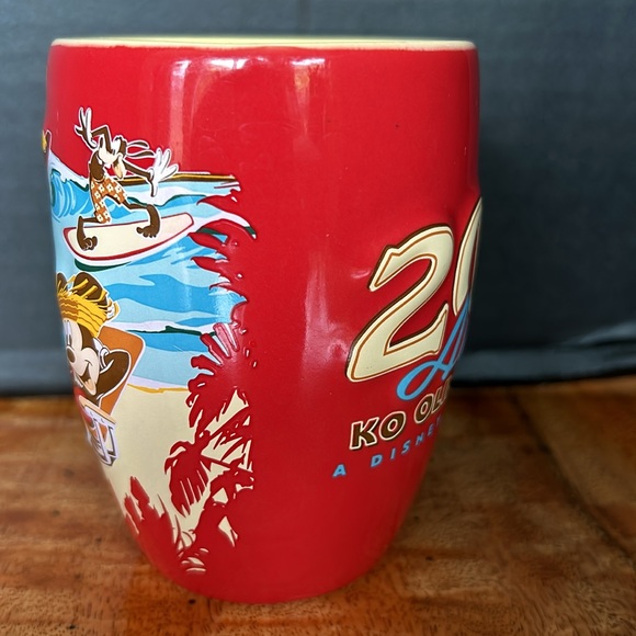 DISNEY AULANI Resort & Spa 2016 Mug Donald Goofy Surfing & Mickey & Minnie - Picture 2 of 9